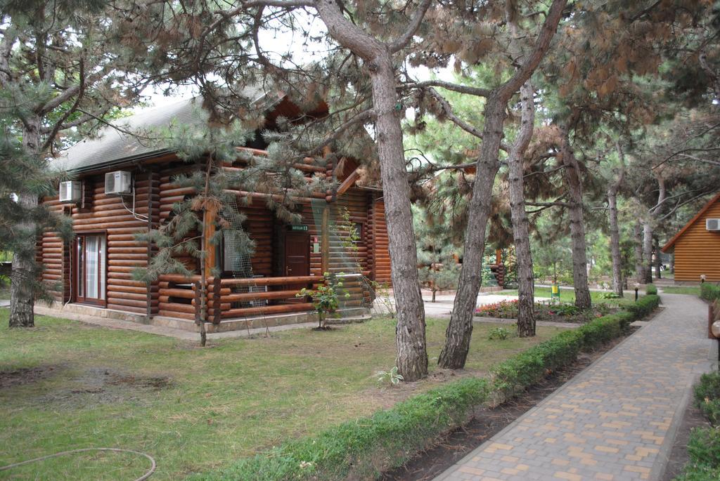 Kompleks Otdykha Elki-palki Holiday park 3*