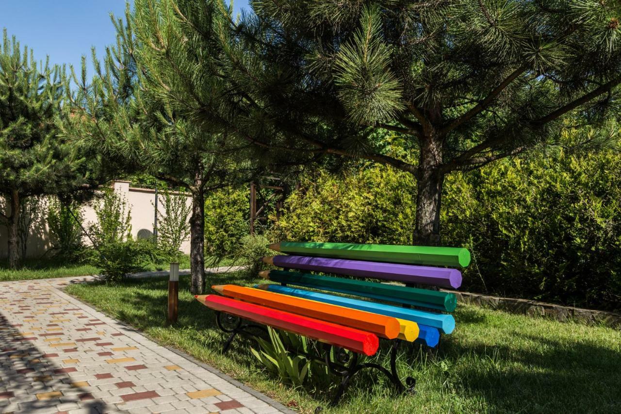 Kompleks Otdykha Elki-palki Tatil parkı 3*