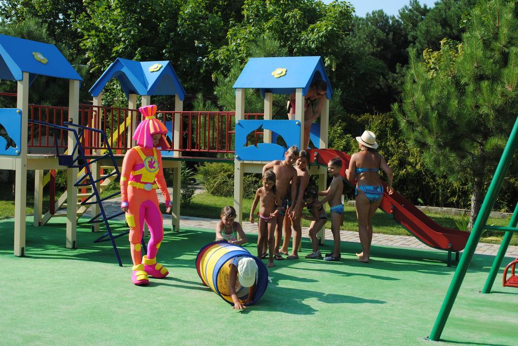 Kompleks Otdykha Elki-palki Ferienpark 3*
