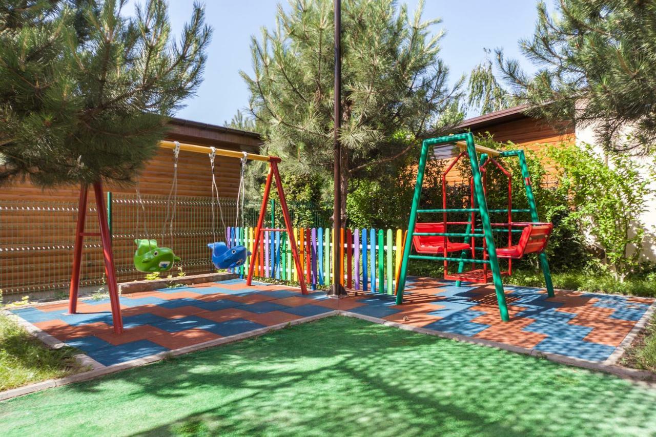Kompleks Otdykha Elki-palki Ferienpark 3*